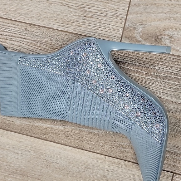 Steve Madden Size 6 Blue Rhinestone Studded Stiletto Boots - Picture 6 of 12